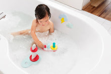 Load image into Gallery viewer, Quut Puzzle Friends - Fun in the Water
