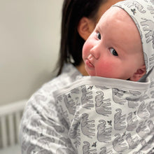 Load image into Gallery viewer, Elephant Print Nesting Box