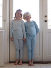 Load image into Gallery viewer, Serendipity Organics Long Sleeve Solid Tee