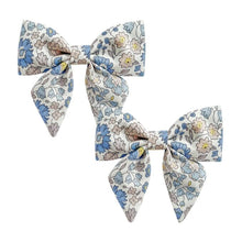 Load image into Gallery viewer, Liberty of London Hair Bow Pigtail Set with Ties - Medium