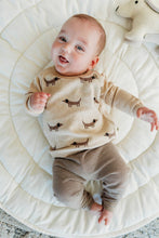 Load image into Gallery viewer, Doxie Dog Jacquard Knit Baby Raglan Pullover (Organic)