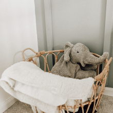 Load image into Gallery viewer, Senger Naturwelt Large or Small Elephant