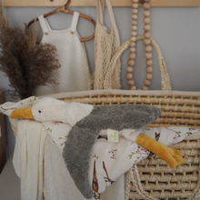 Load image into Gallery viewer, Senger Naturwelt Large or Small Seagull