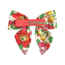 Load image into Gallery viewer, Medium Bow with Tails - Pigtails Set