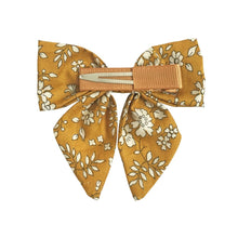 Load image into Gallery viewer, Medium Bow with Tails - Pigtails Set