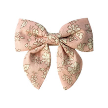 Load image into Gallery viewer, Medium Bow with Tails - Pigtails Set