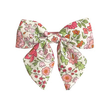 Load image into Gallery viewer, Medium Bow with Tails - Pigtails Set