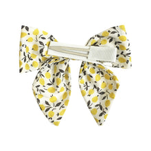 Load image into Gallery viewer, Medium Bow with Tails - Pigtails Set