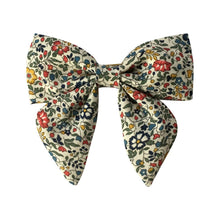 Load image into Gallery viewer, Medium Bow with Tails - Pigtails Set