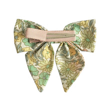 Load image into Gallery viewer, Medium Bow with Tails - Pigtails Set