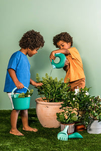 Quut Bucki - Bucket & Sand Sifter. Beach Sand and Pool Toy.