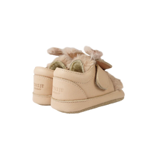 Load image into Gallery viewer, Fluffy Bunny Matijn Sneakers
