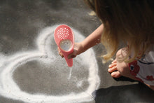 Load image into Gallery viewer, Quut Beach Set -  Mini Ballo, Cuppi and Magic Sand Shape

