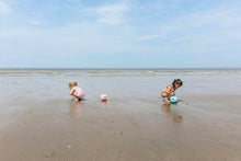 Load image into Gallery viewer, Quut Mini Ballo - Kids smart, modern design no spill bucket
