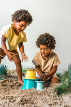 Load image into Gallery viewer, Quut Alto - Sandcastle builder. Beach and Sand Toy.
