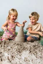 Load image into Gallery viewer, Quut Alto - Sandcastle builder. Beach and Sand Toy.
