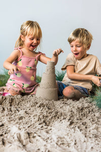 Quut Alto - Sandcastle builder. Beach and Sand Toy.