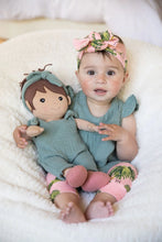 Load image into Gallery viewer, Apple Park Kid - Paloma
