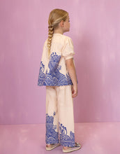 Load image into Gallery viewer, Girls Besito Palm Tree and Waves Blouse
