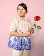 Load image into Gallery viewer, Girls Besito Palm Tree and Waves Blouse
