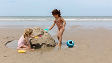 Load image into Gallery viewer, Quut Beach Set -  Mini Ballo, Cuppi and Magic Sand Shape
