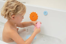 Load image into Gallery viewer, Quut Bath Puzzle - Bath time is even more fun! Bath Toys
