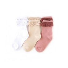 Load image into Gallery viewer, Girlhood Lace Midi Sock 3-pack
