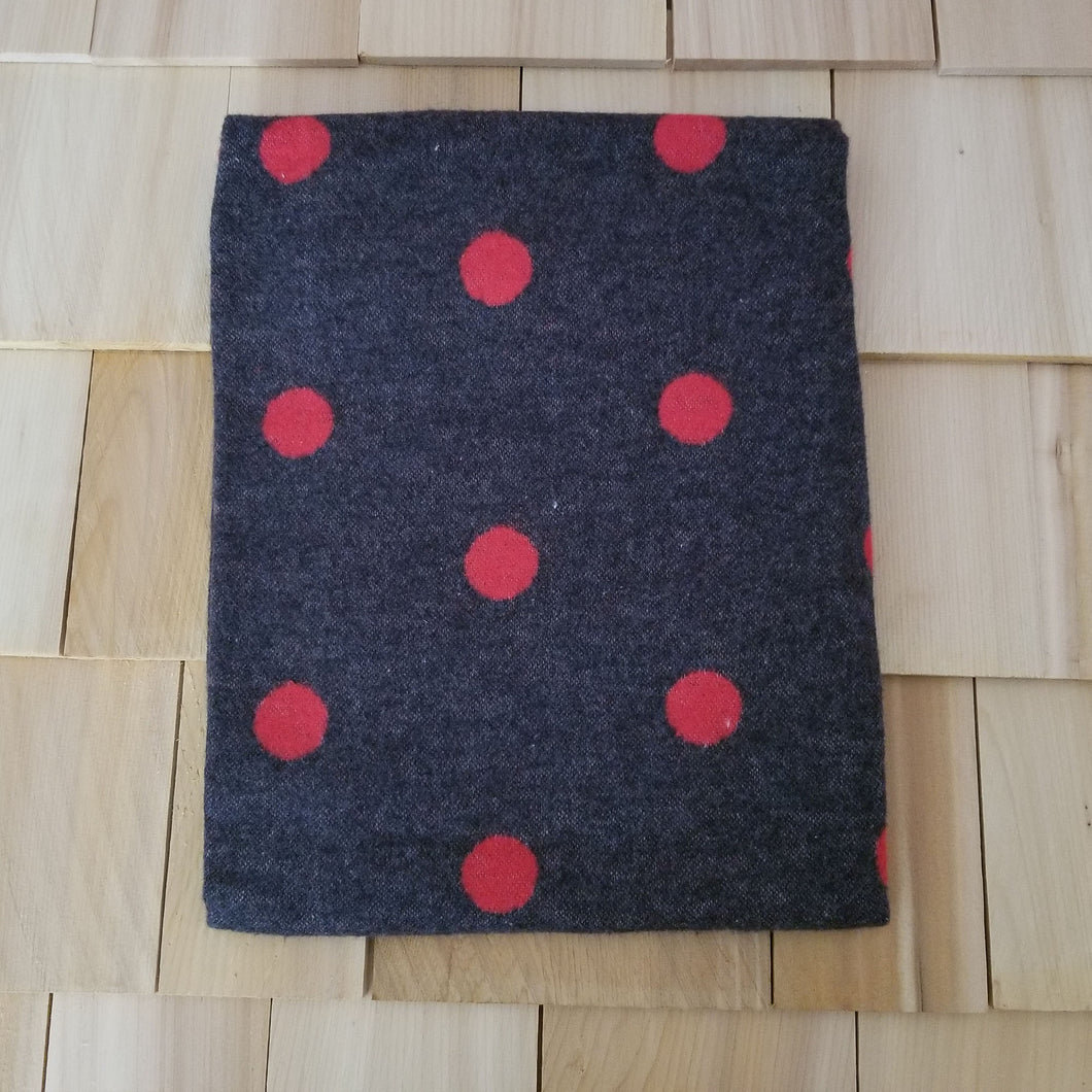 Reversible Dot Blanket - Navy and Red