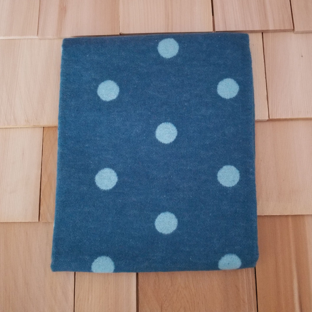 Reversible Dot Blanket - Turquoise and Light Blue